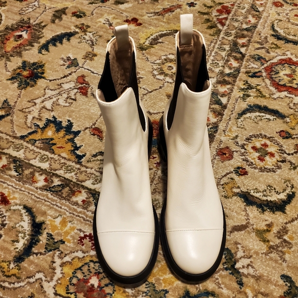 STUART WEITZMAN Norah Oat Platform Block Heel Chelsea Boots - Picture 3 of 9